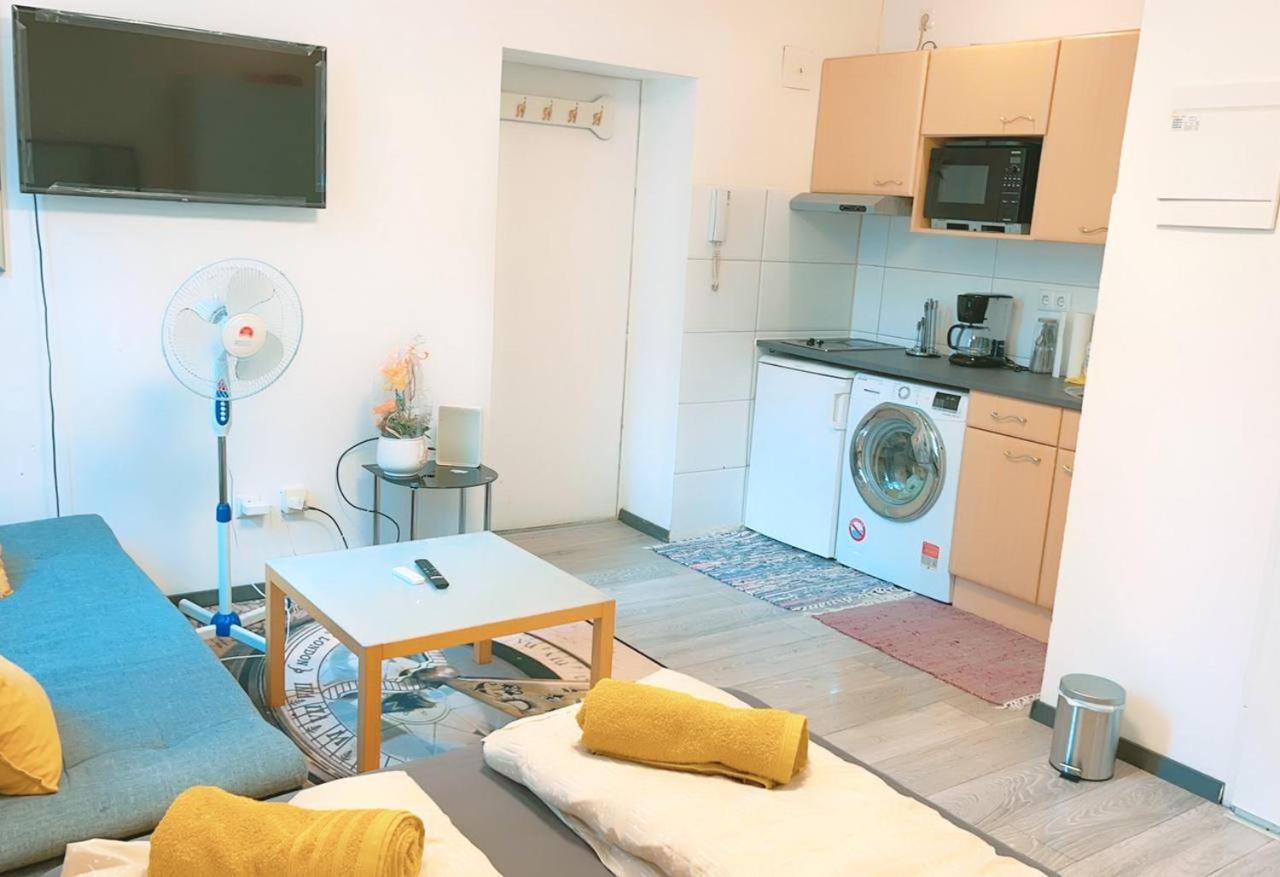 H Comfort Studio 3P Km Відень Екстер'єр фото